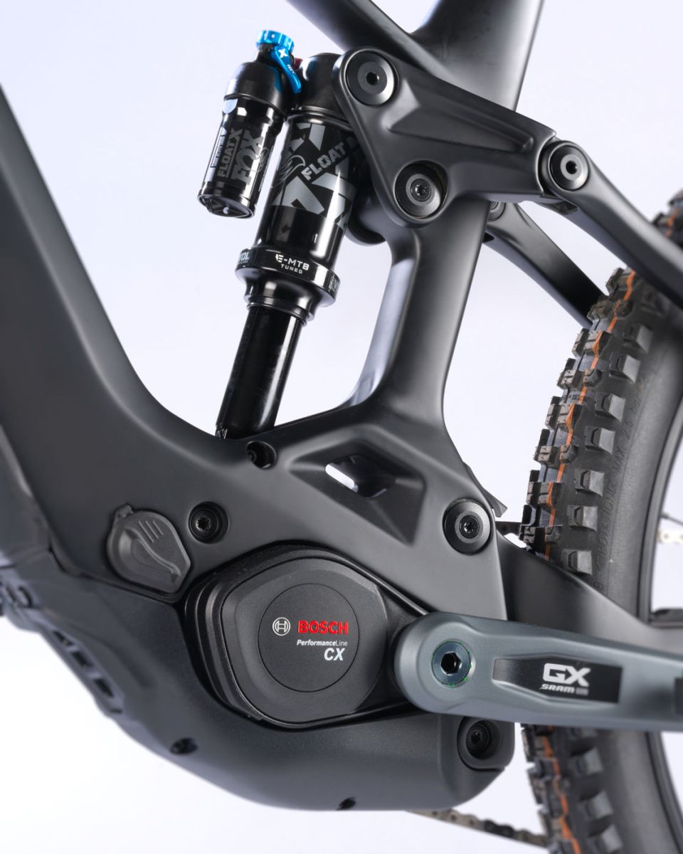 STEVENS E-Inception AM 8.8.1 GTF Velvet Black - R2 R2